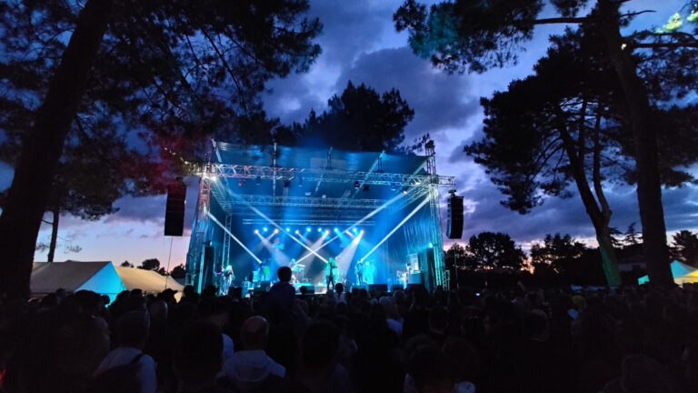 Concert de nuit en plein air
