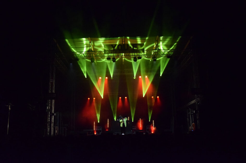 Scène de festival — création lumière